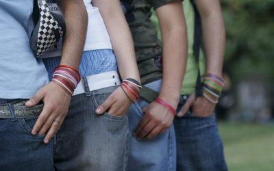 Catorce años: Qué sucede a la edad clave que otra vez se toma el debate